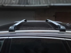 Поперечный багажник на интегрированые рейлинги WingBar (2 шт) Черный