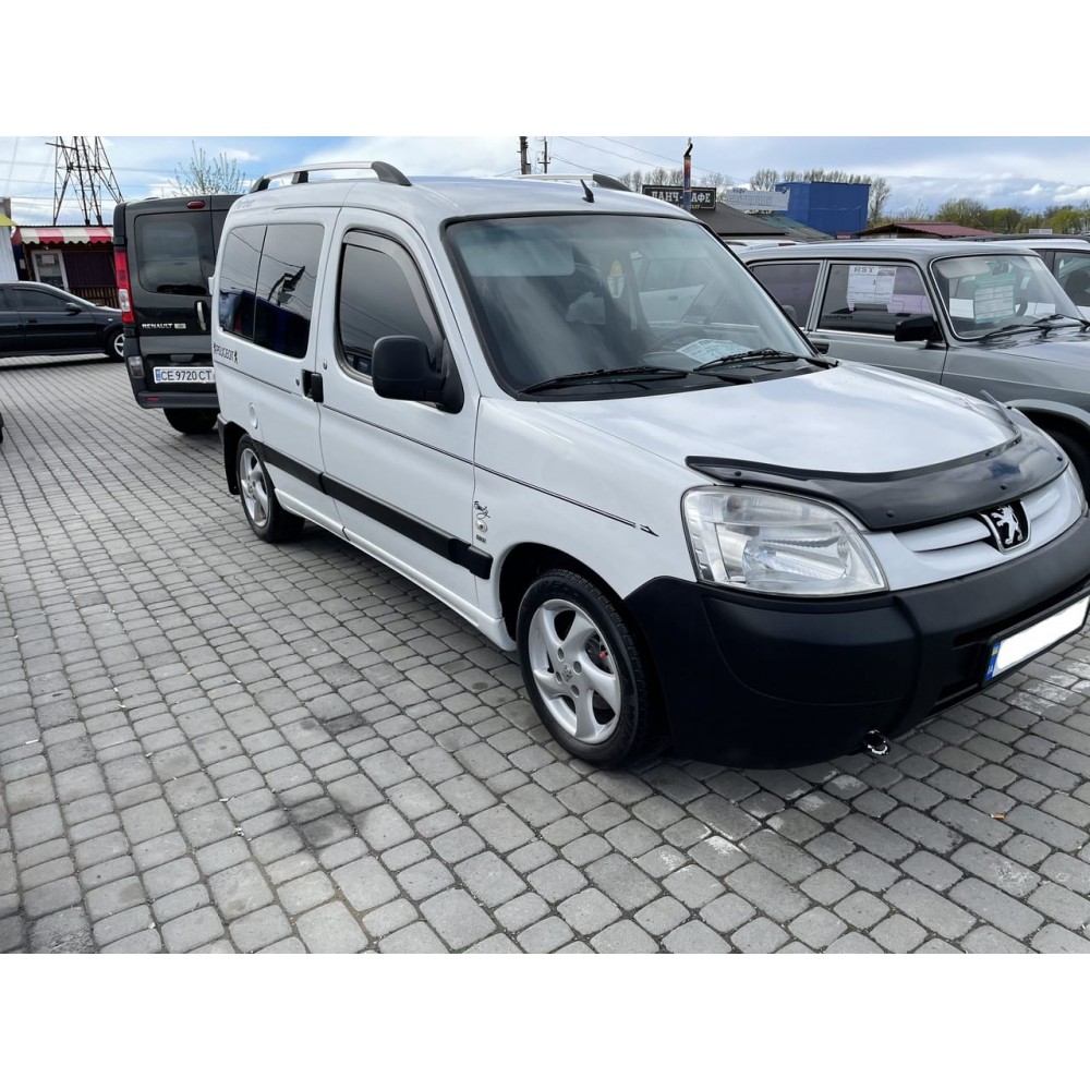 Дефлектори вікон (вітровики) Peugeot Partner I /Citroen Berlingo 2002-2008 передні Heko