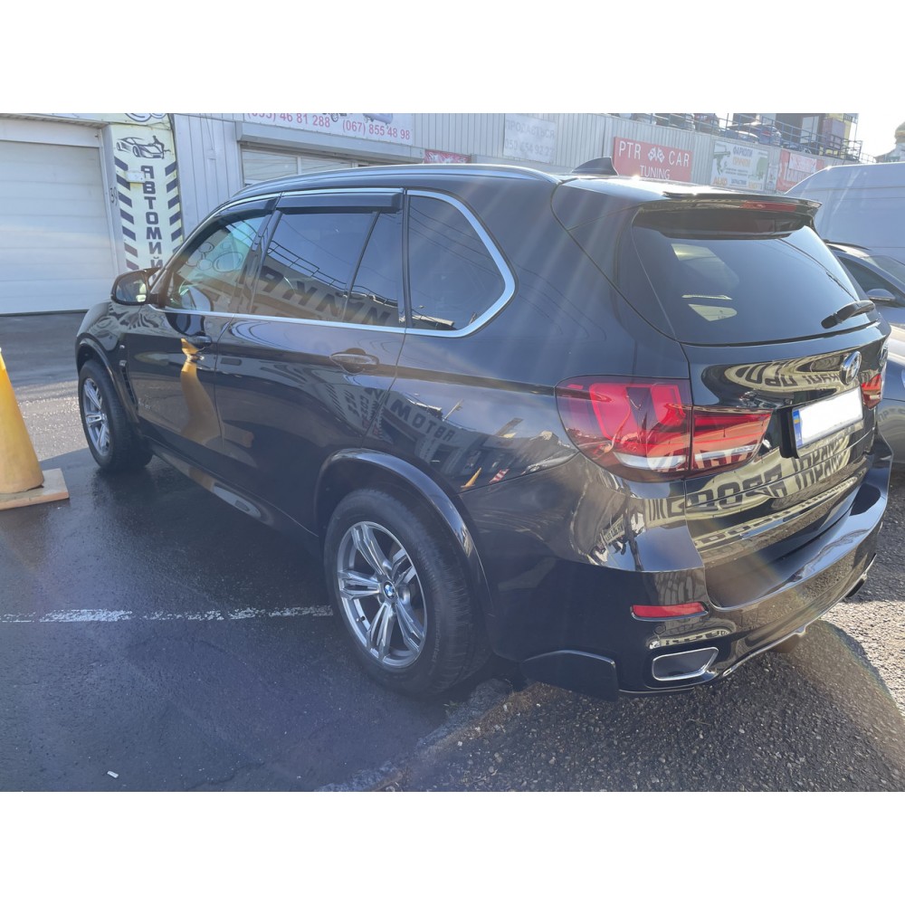Дефлектори вікон (вітровики) BMW X5 F15 2013-2018 зХромМолдінгом HIC