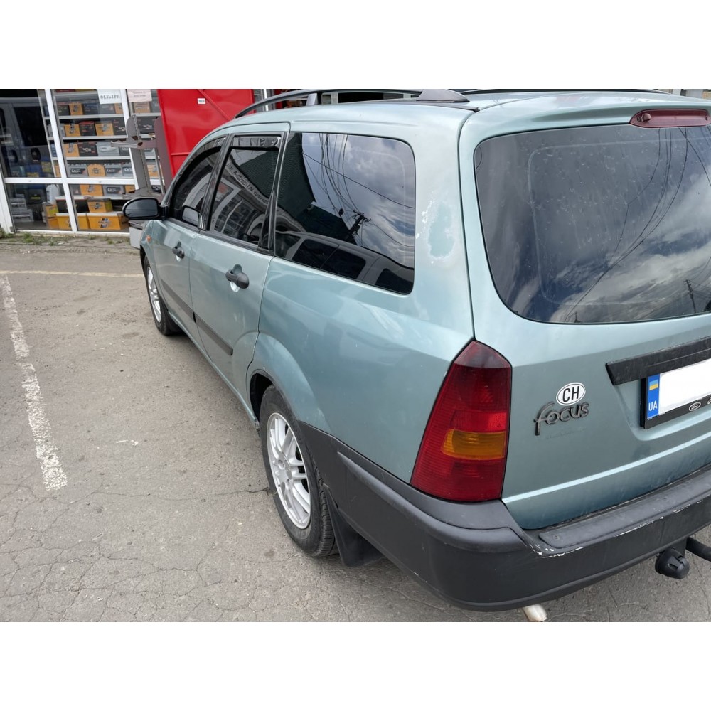 Дефлектори вікон (вітровики) Ford Focus 1998-2004 I Combi Heko