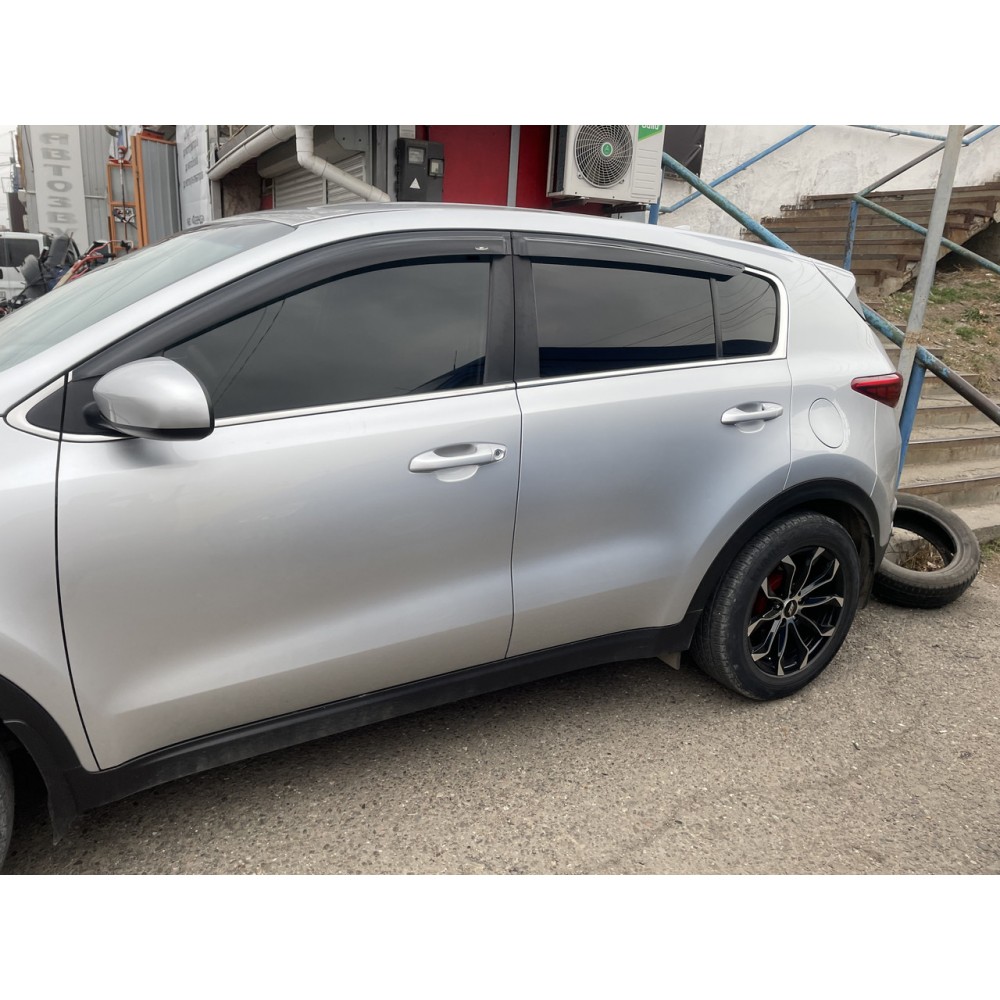 Дефлектори вікон (вітровики) Kia Sportage 2015-2021 HIC