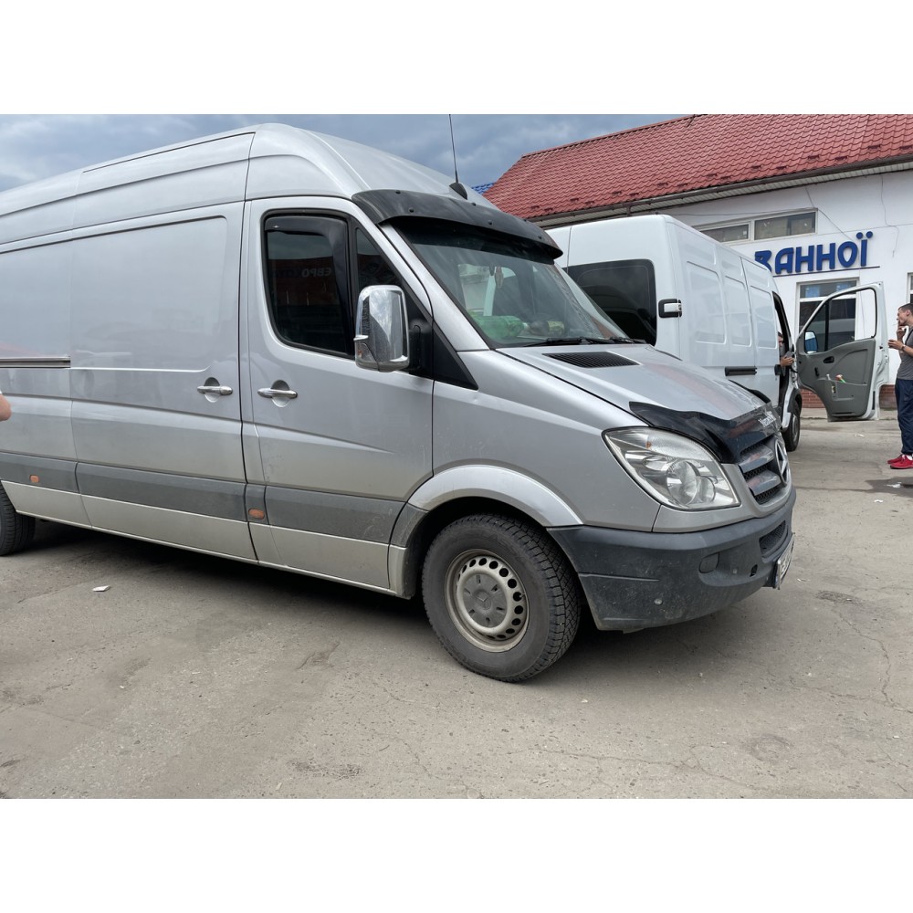 Дефлектори вікон (вітровики) Mercedes Sprinter 2006-2017/ VW Crafter 2D вст HIC