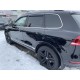 Дефлектори вікон (вітровики) Volkswagen Touareg 2010-2018 зХромМолдінгом HIC