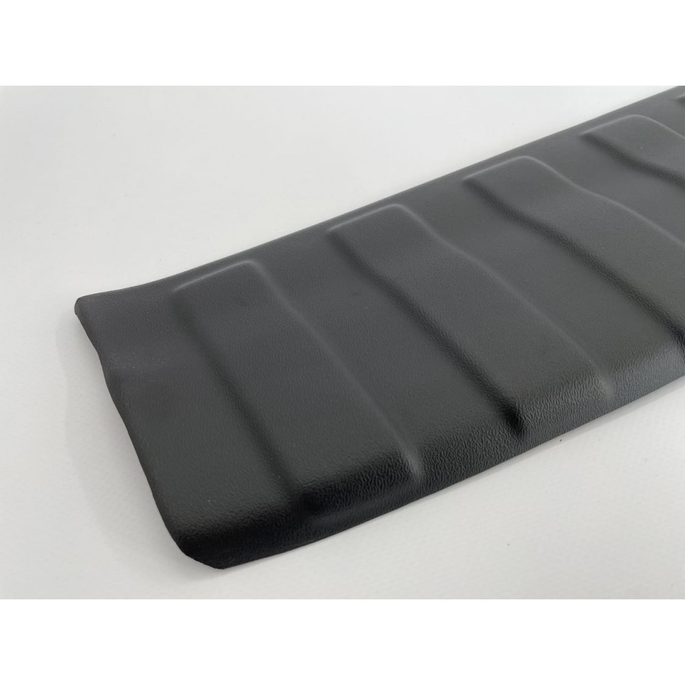 Накладка на задній бампер для Nissan X-Trail T32 2014+ ABS-пластик (TAN24)