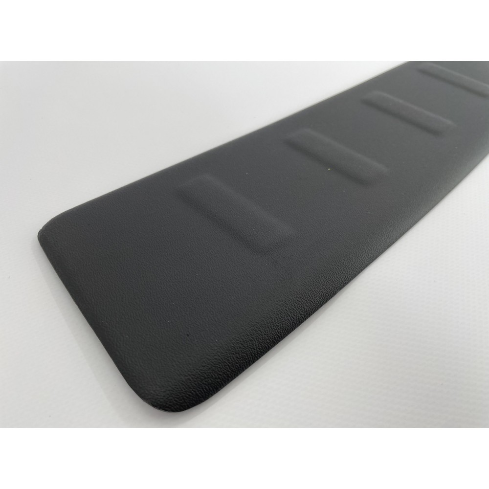 Накладка на задній бампер для Renault Duster 2018+ ABS-пластик (TAN24)