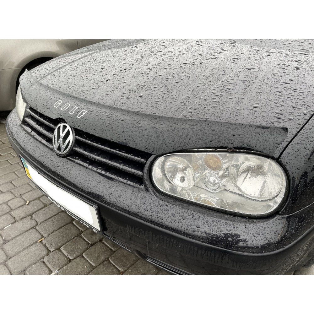 Дефлектор капота (мухобойка) для Volkswagen Golf IV 1997-2003 (VIP)
