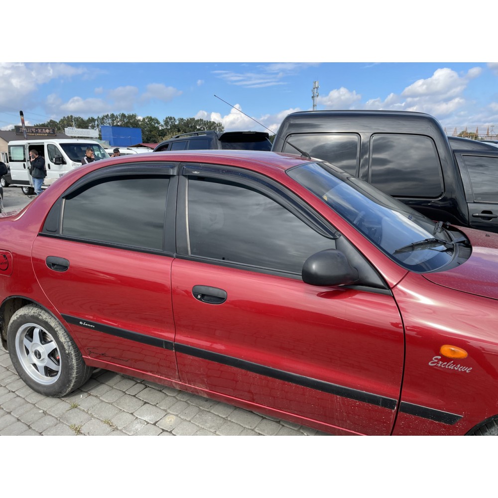 Дефлектори вікон (вітровики) Daewoo Lanos/Sens/Chevrolet Lanos 1997+ (на скотче) HIC