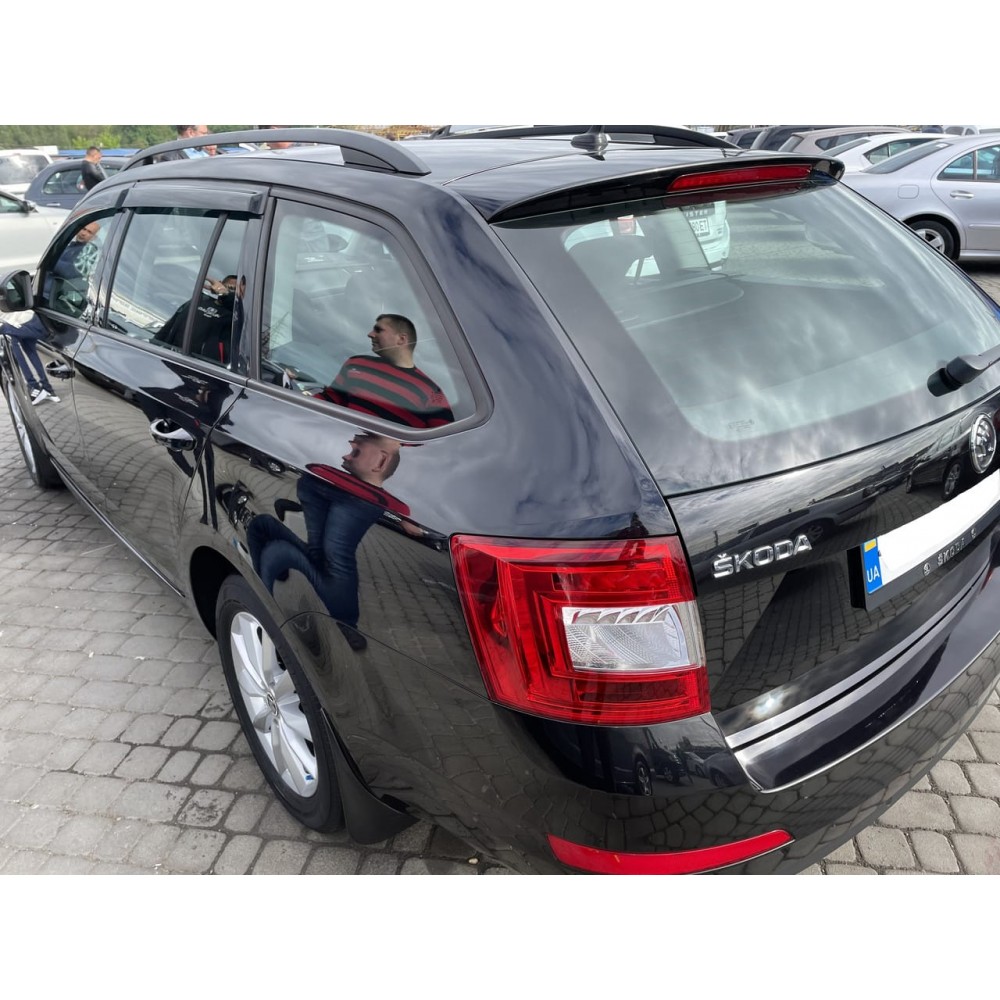 Дефлектори вікон (вітровики) Skoda Octavia A-7 2013-2019 Combi HIC