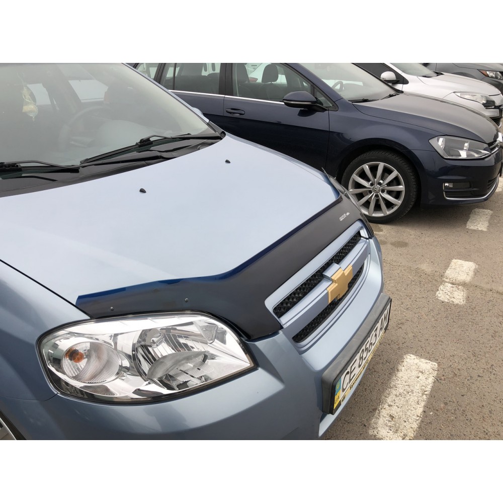 Дефлектор капота (мухобійка) для Chevrolet Aveo Т250 2006-2011 седан (ViP)