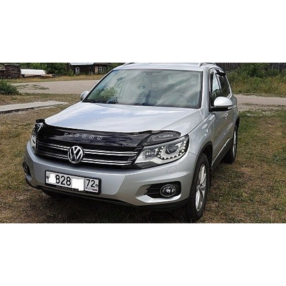 Дефлектор капота (мухобійка) для Volkswagen Tiguan 2008-2016 (VIP)