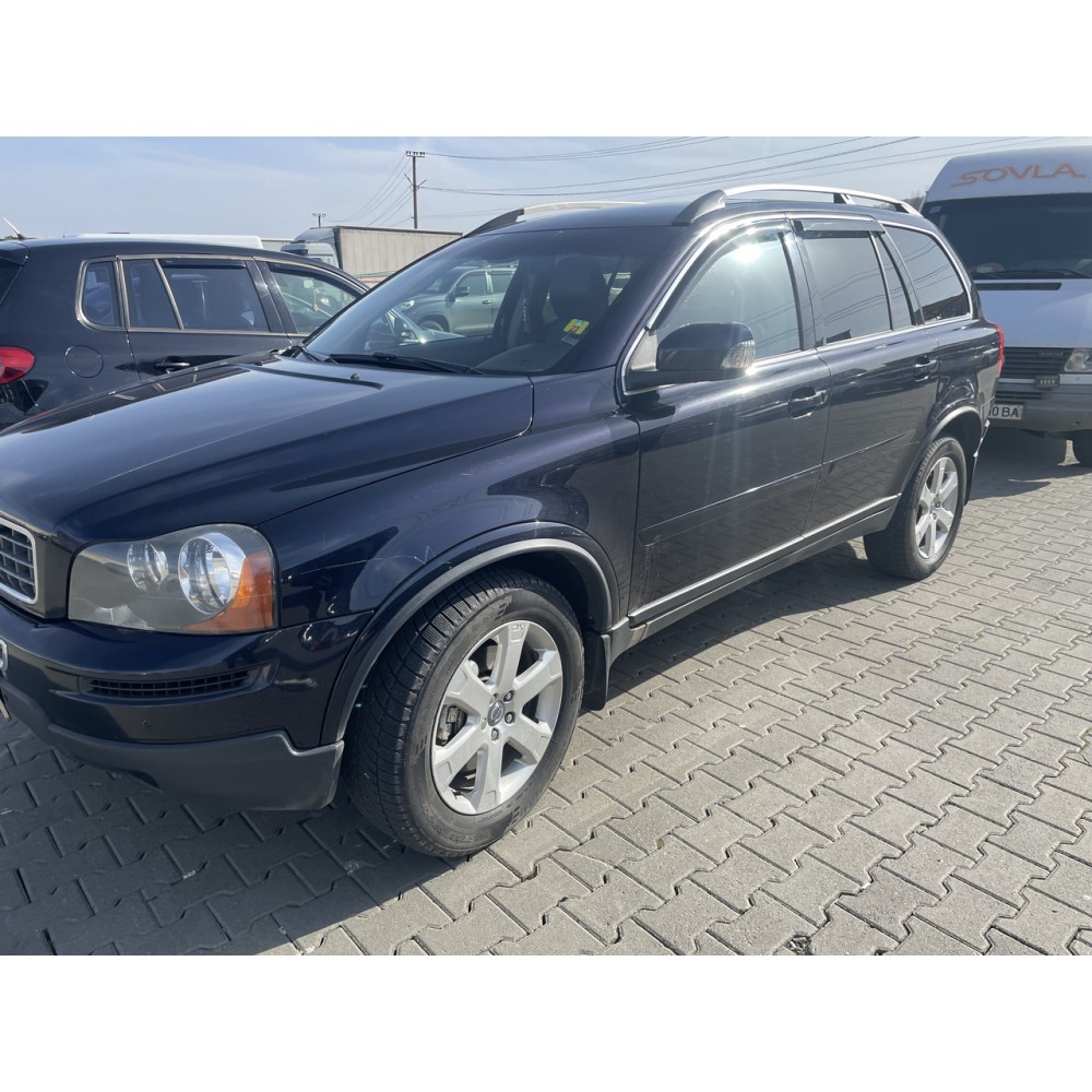Дефлектори вікон (вітровики) Volvo XC90 2003-2015 зХромМолдінгом HIC