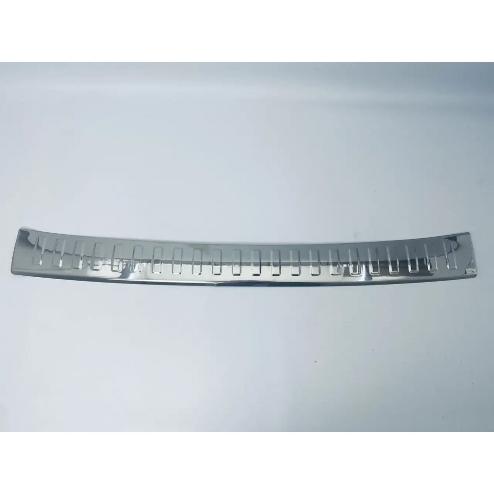 Накладка на задний бампер для Mitsubishi Outlander 2015-2019 Хром-нерж (TAN24)