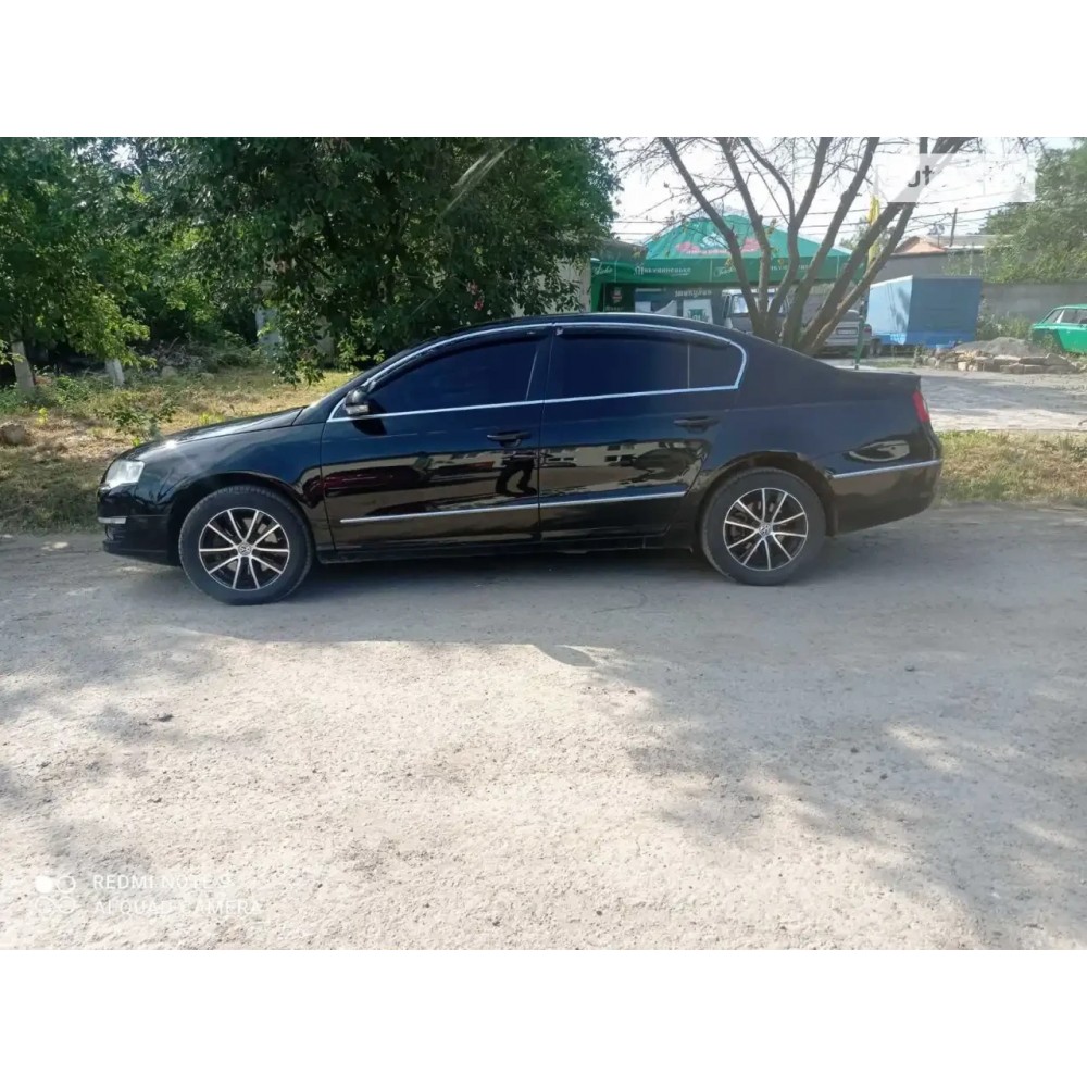 Дефлектори вікон (вітровики) Volkswagen Passat B6/B7 2005-2015 Sedan Хром молдінг HIC