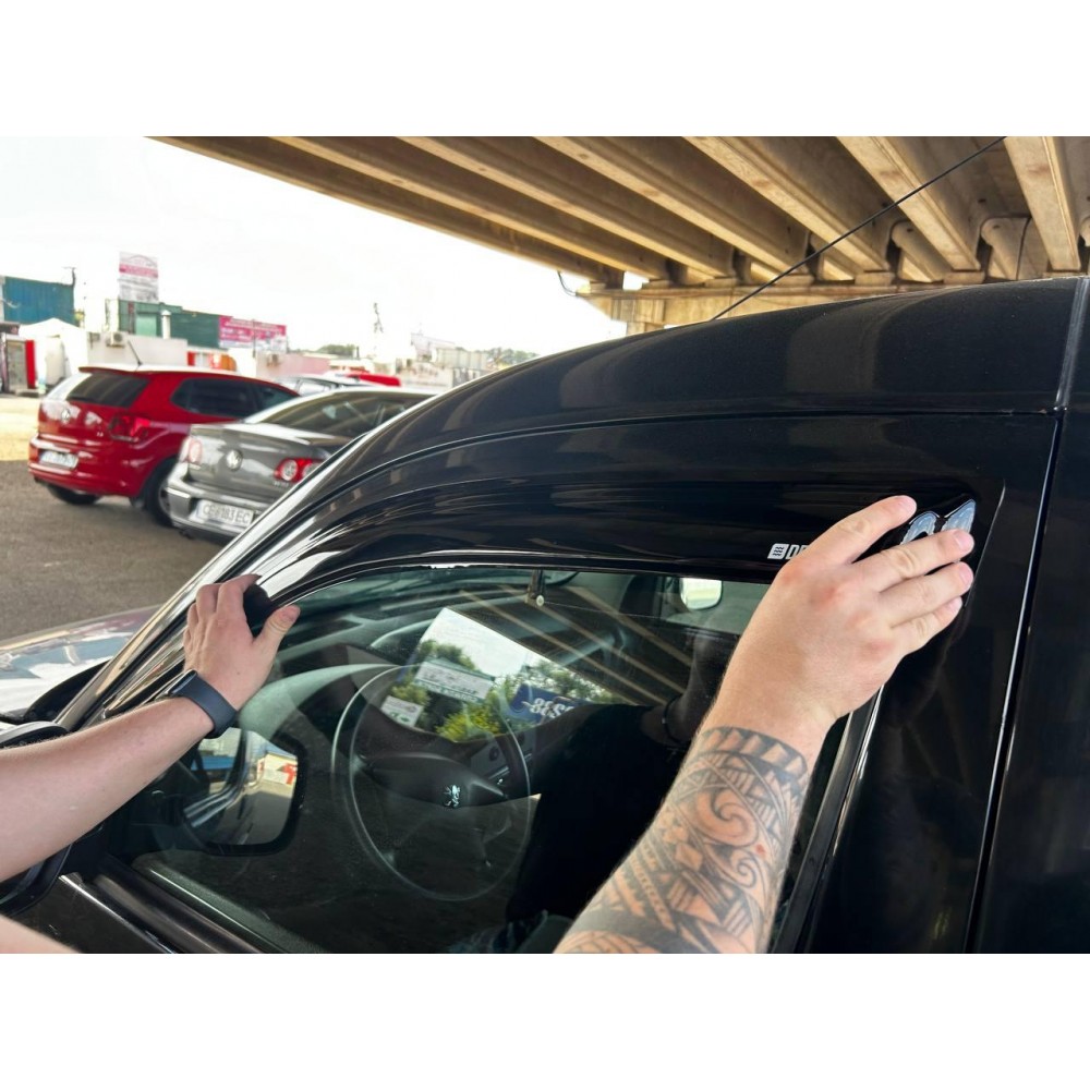 Дефлектори вікон (вітровики) для Renault Kangoo / Citroen Berlingo I 1997-2007 накладні (DEFL) Q2