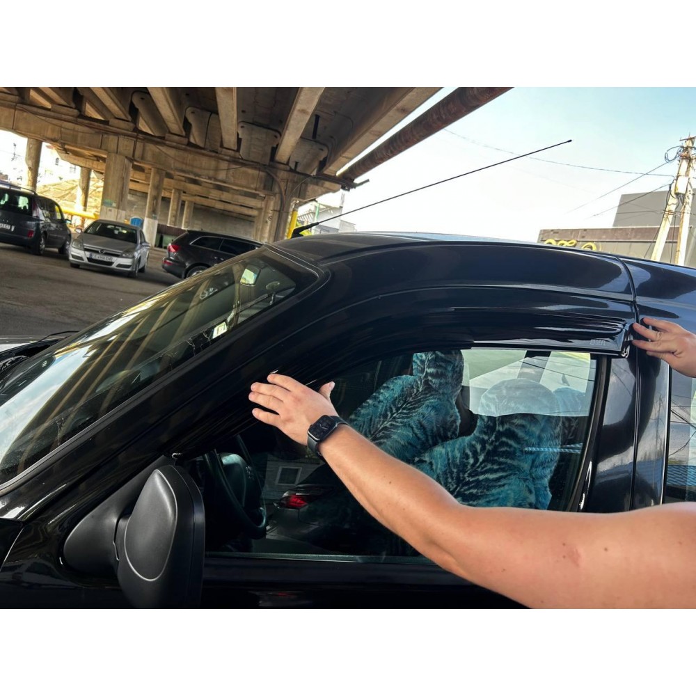 Дефлектори вікон (вітровики) для Renault Kangoo / Citroen Berlingo I 1997-2007 накладні (DEFL) Q2