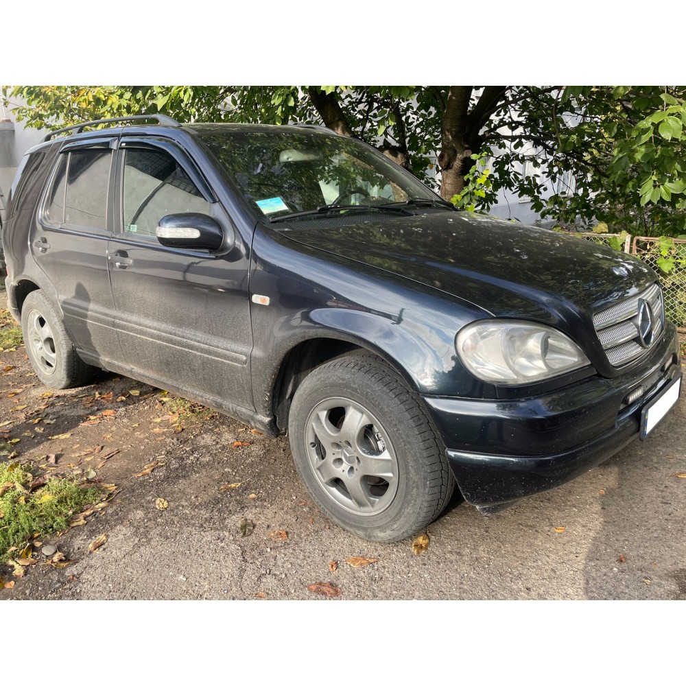 Дефлектори вікон (вітровики) для Mercedes ML-class W-163 1997-2005 накладні (DEFL) Q2