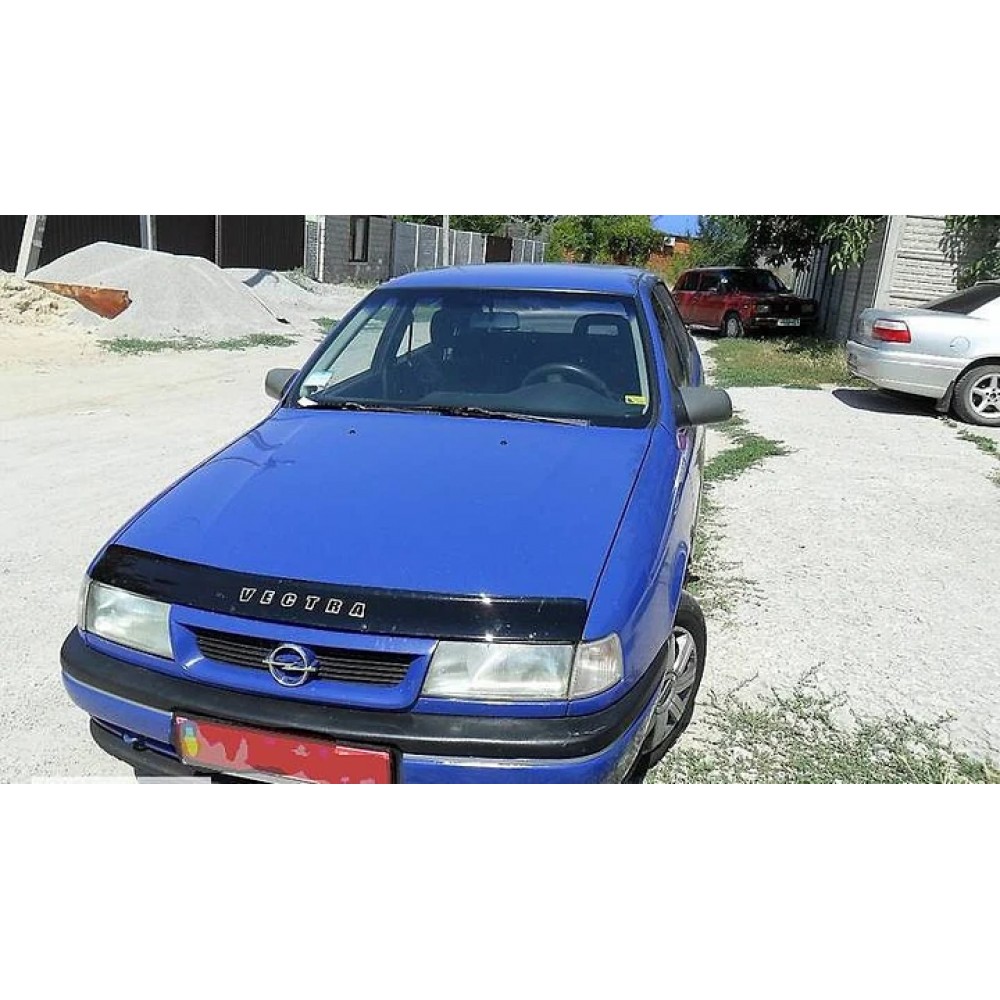 Дефлектор капота (мухобійка) для Opel Vectra A 1989-1996 (VIP)