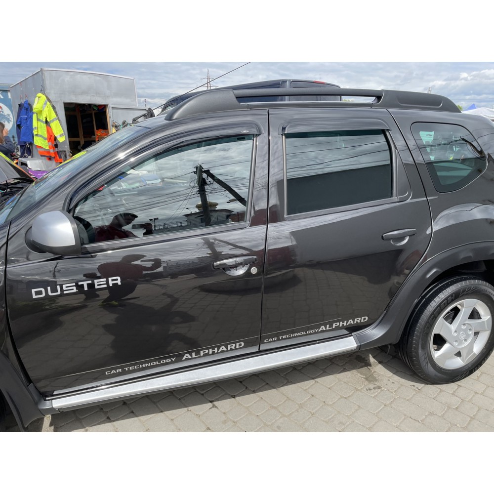 Дефлекторы окон (ветровики) Renault Duster I 2010-2018 HIC