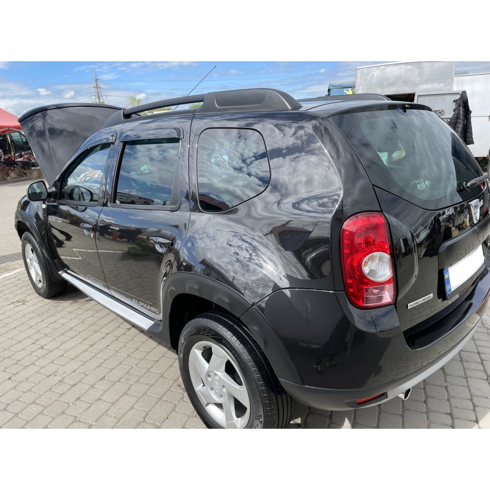 Дефлекторы окон (ветровики) Renault Duster I 2010-2018 HIC