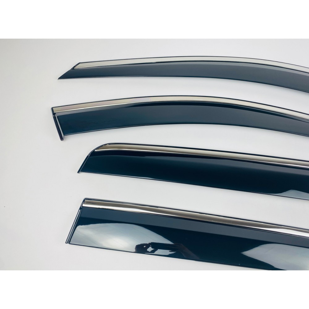 Дефлектори вікон (вітровики) для Volvo XC90 2003-2015 з нерж.хром полоскою (HAWK)