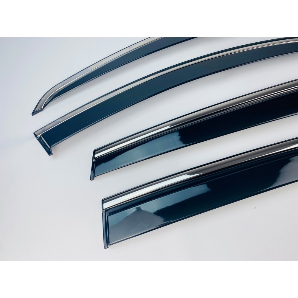 Дефлекторы окон (ветровики) для Renault Duster I 2010-2018 c нерж. хром полоской (HAWK)