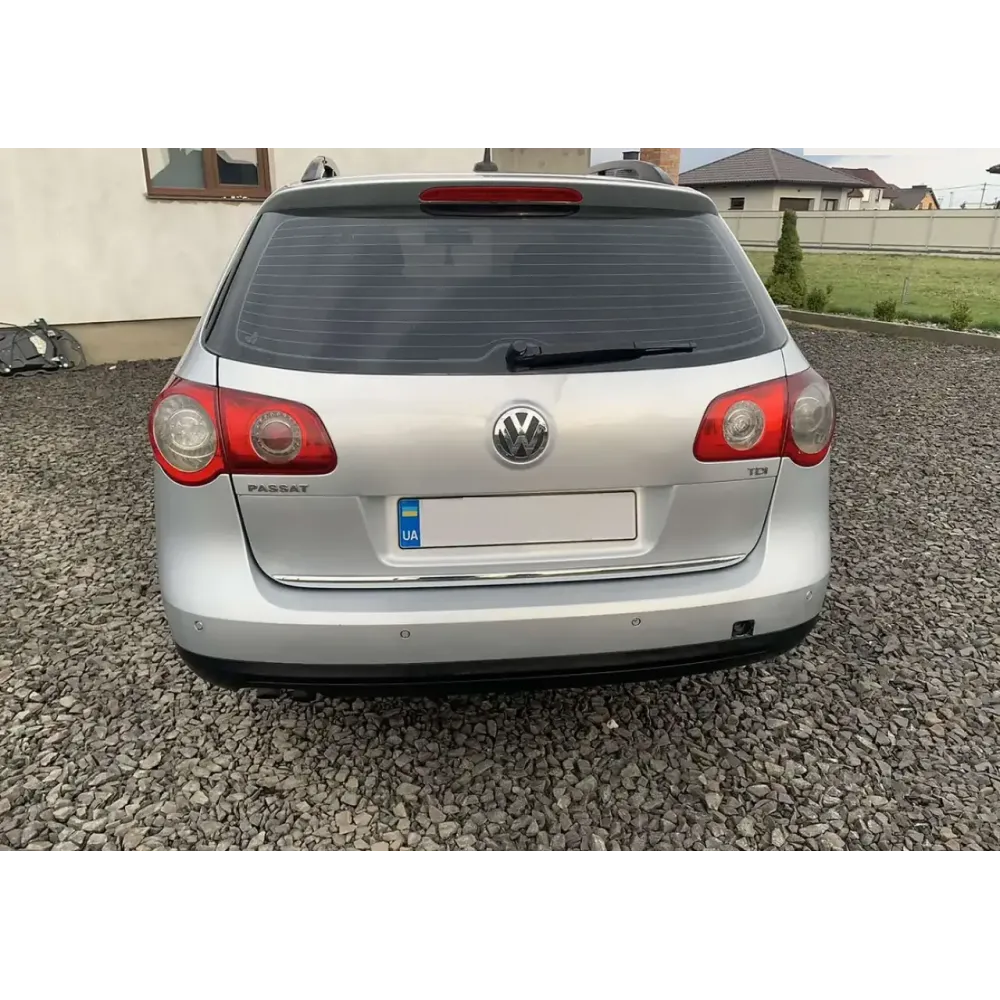 Кромка багажника для Volkswagen Passat B6 2005-2010 SW=комби (TAN24)