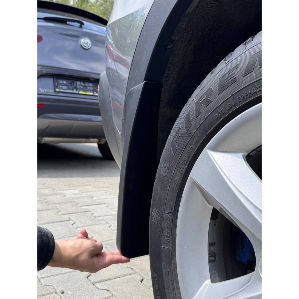 Бризковики BMW X5 E70 2007-2018  (з порогами)