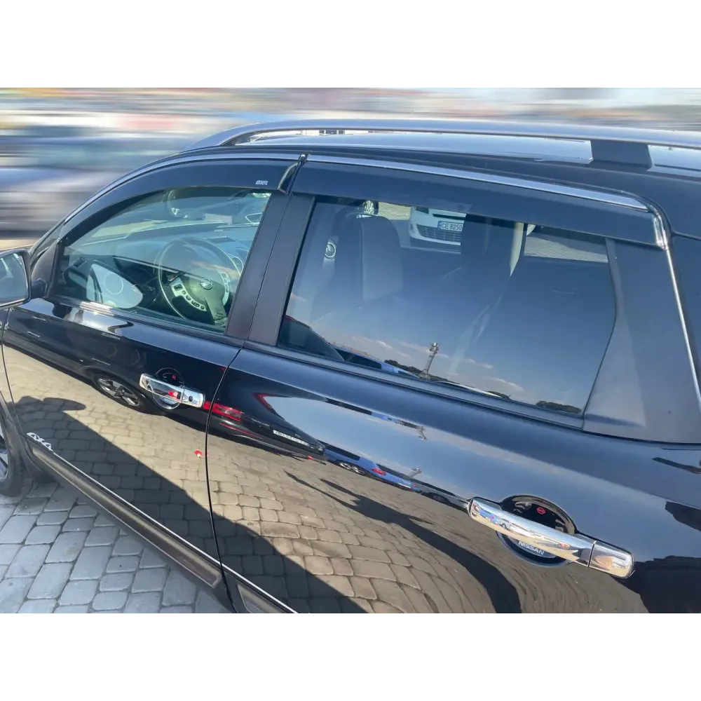Дефлектори вікон (вітровики) для Nissan Qashqai I 2006-2014 з нерж.хром полоскою (HAWK)