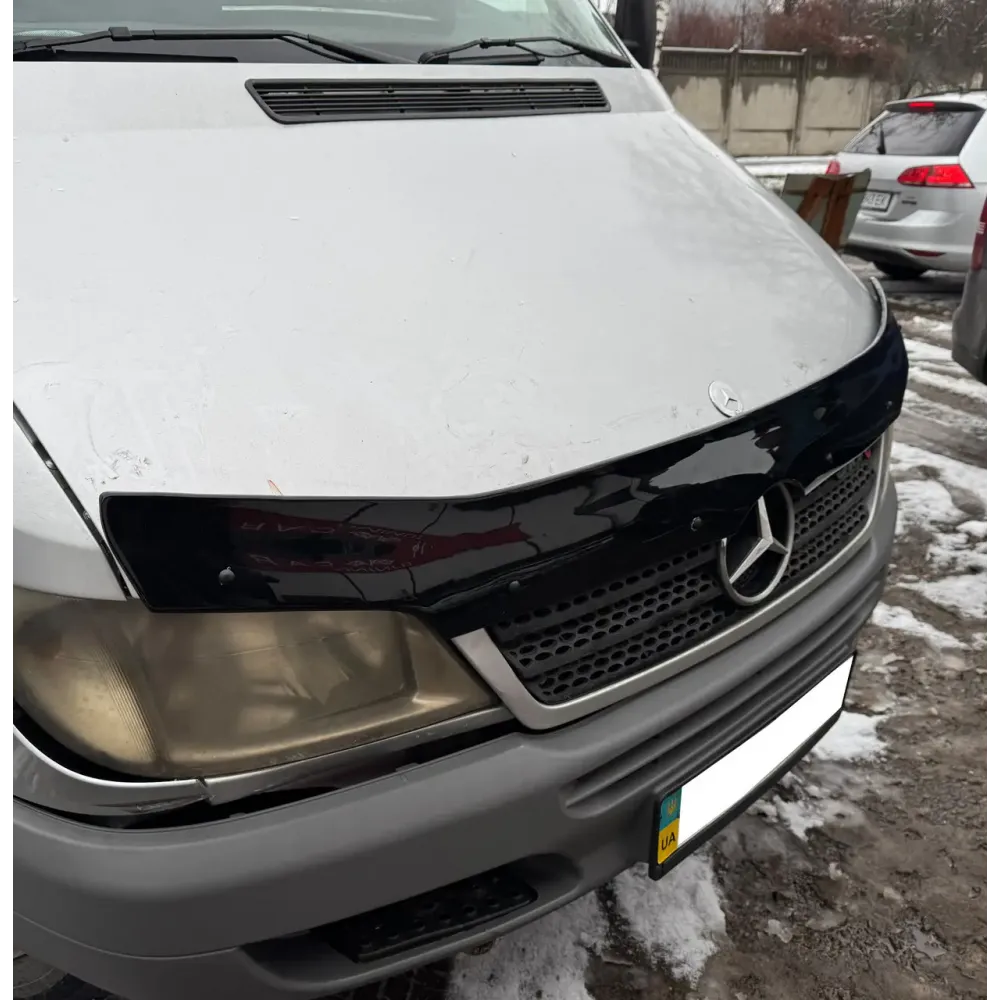 Дефлектор капота (мухобійка) для Mercedes Sprinter 2000-2006 (TAN24) 