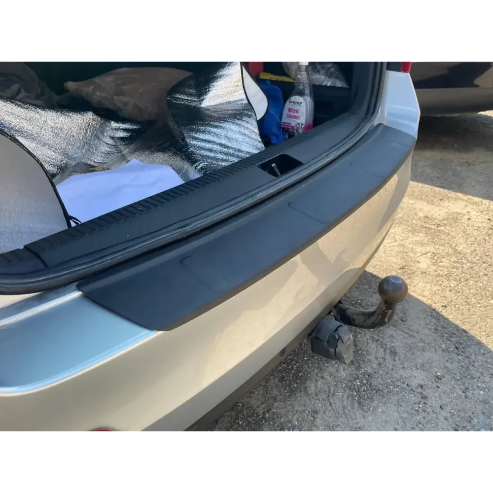 Накладка на задній бампер для Skoda Octavia A7 2013+ ABS-пластик 3D (TAN24)