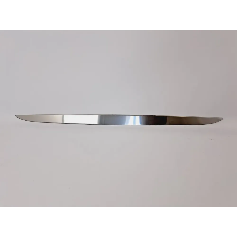 Кромка багажника для Volkswagen Passat B7 2010-2014 SW=комби (TAN24)