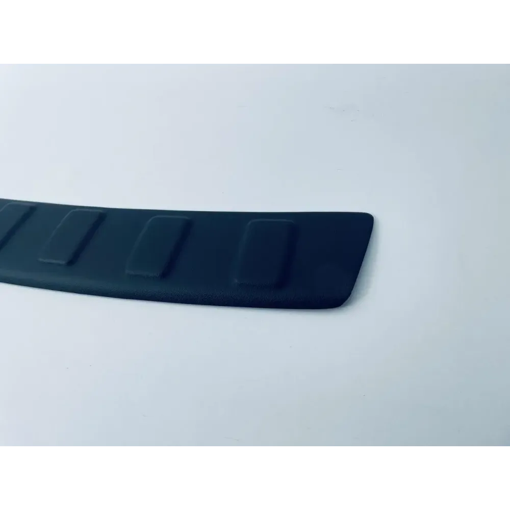 Накладка на задній бампер для BMW X5 E70 2007-2014 ABS-пластик (TAN24)