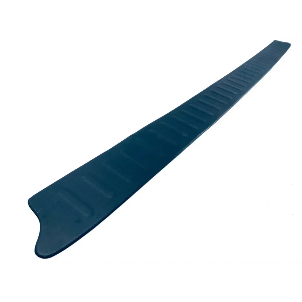 Накладка на задний бампер для Opel Vivaro 2001-2014 ABS-пластик (TAN24)