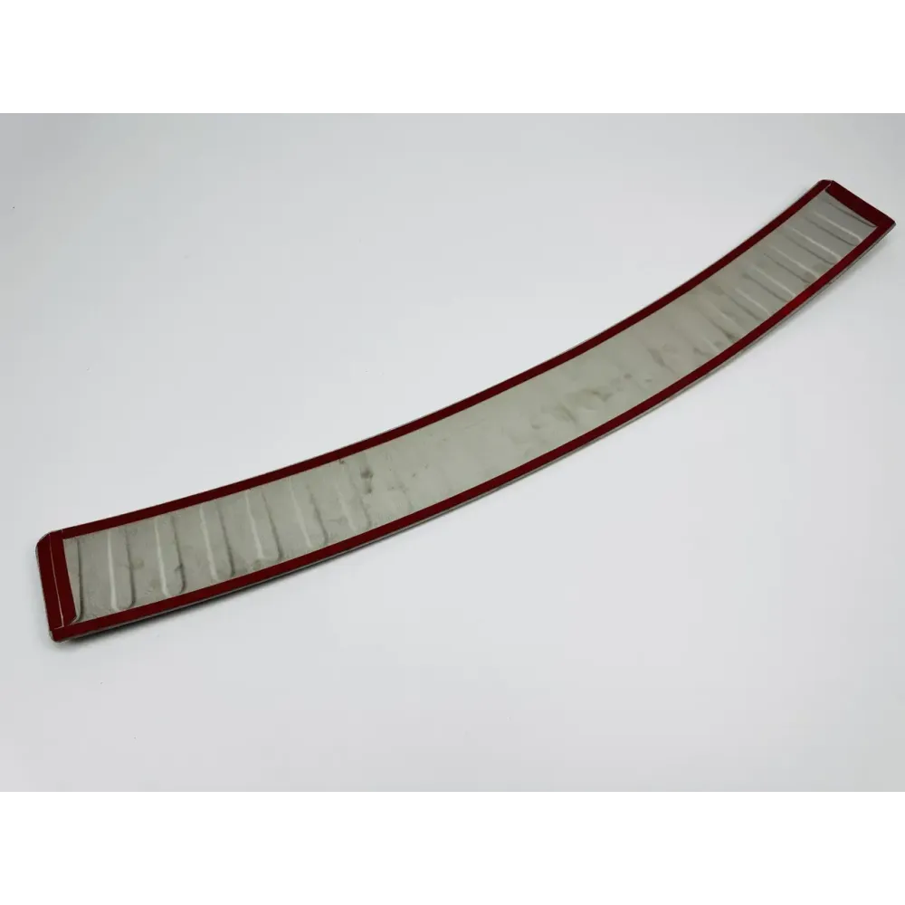 Накладка на задній бампер для Renault Grand Scenic III SW 2010- Чорний-хром (TAN24)