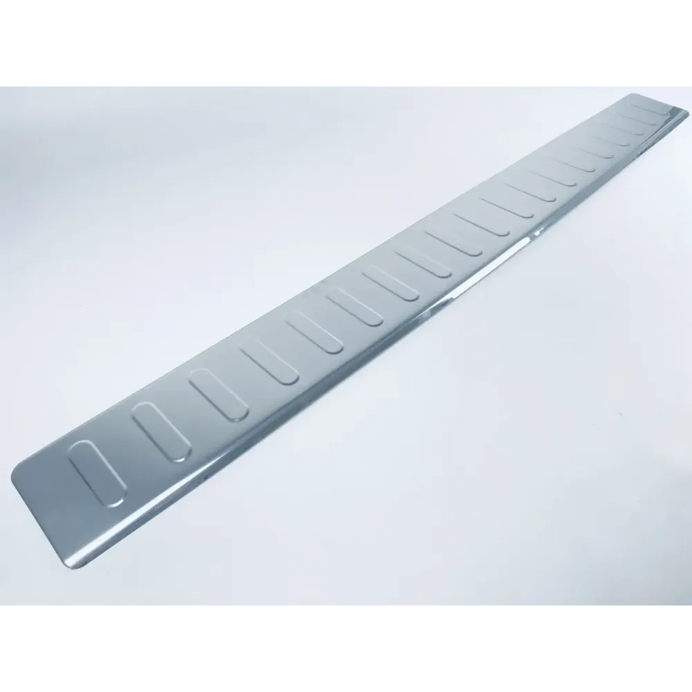 Накладка на задній бампер для Opel Vivaro/ Jumpy/ Expert/ ProAce 2019+ SHORT Хром-нерж (TAN24)